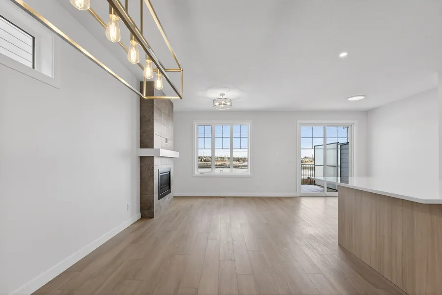 Great room, gas fireplace