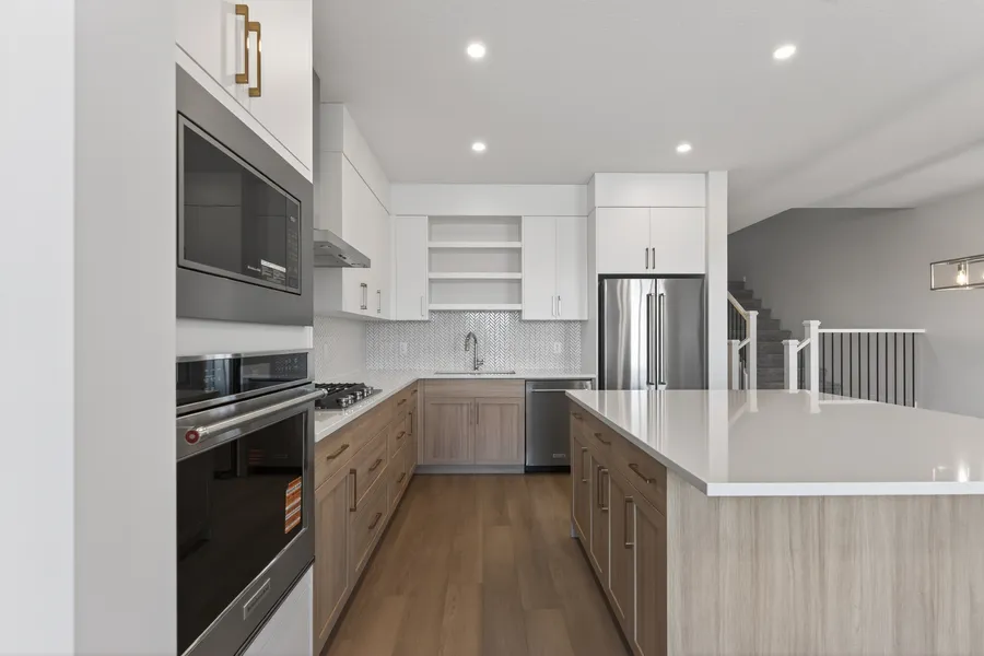 Kitchen, opens to stairwell